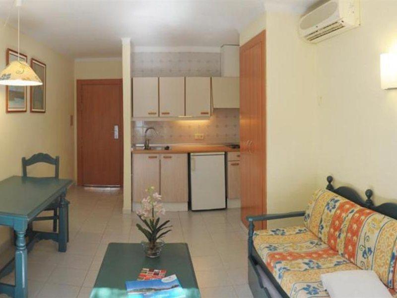 Bluesea Es Bolero Aparthotel Cala d'Or  Bagian luar foto